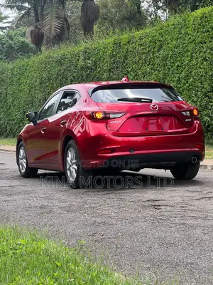 Mazda Axela 2018 Red