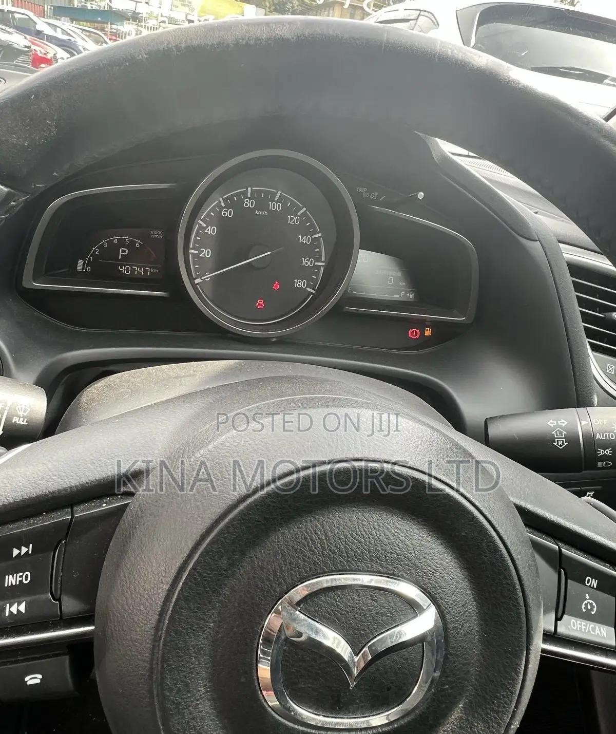Mazda Axela 2018 Red