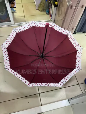 Maroon Umbrellas Foldable and Quality at 650 KSH Only