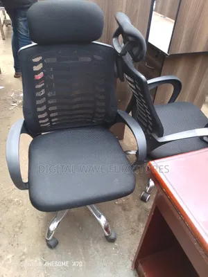 Black-Ish Headrest Office Chair