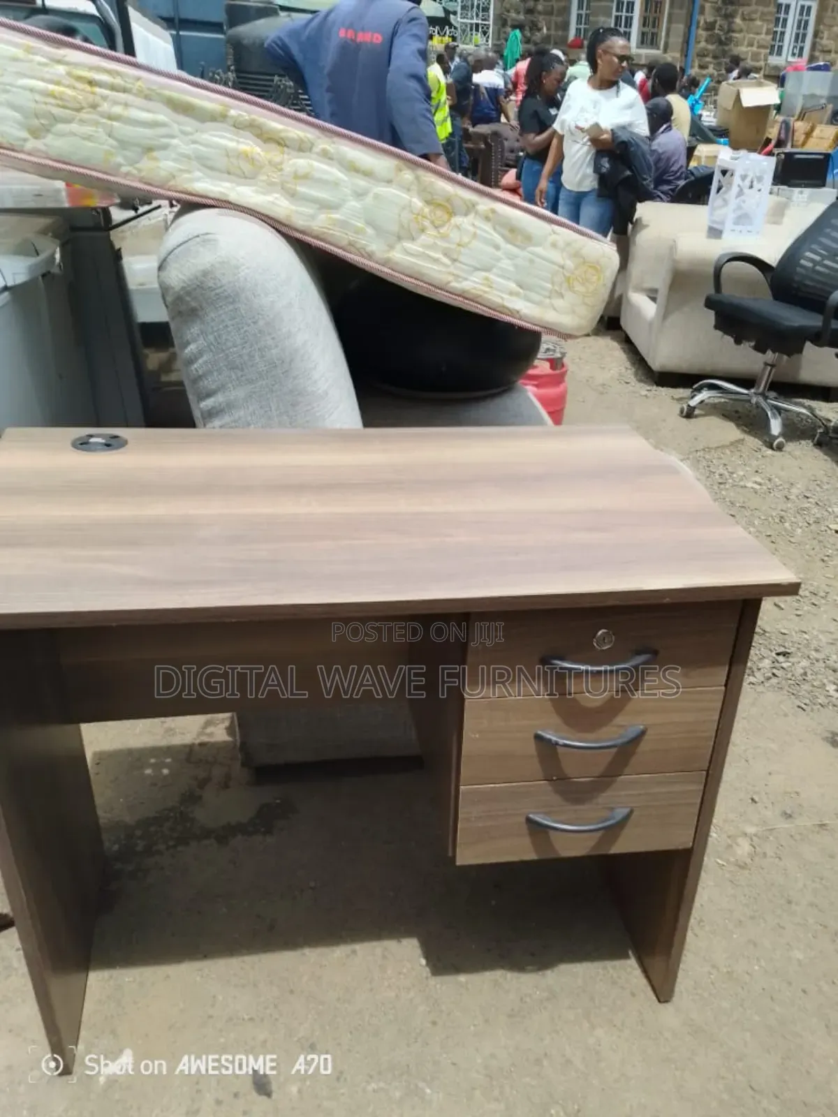 Staff Table With a Lock