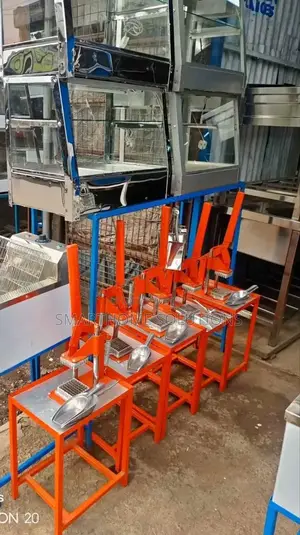 Commercial Chips Cutter Machine, Hand Use