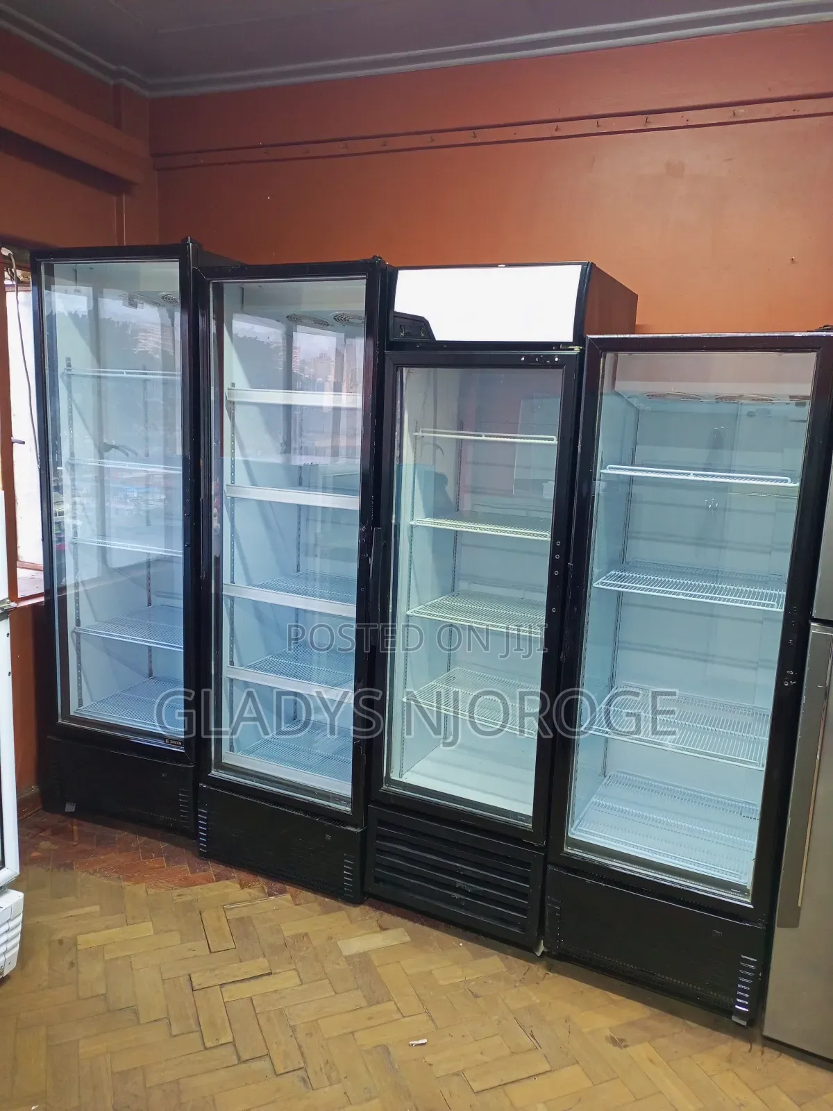 Neat Affordable Display Fridge