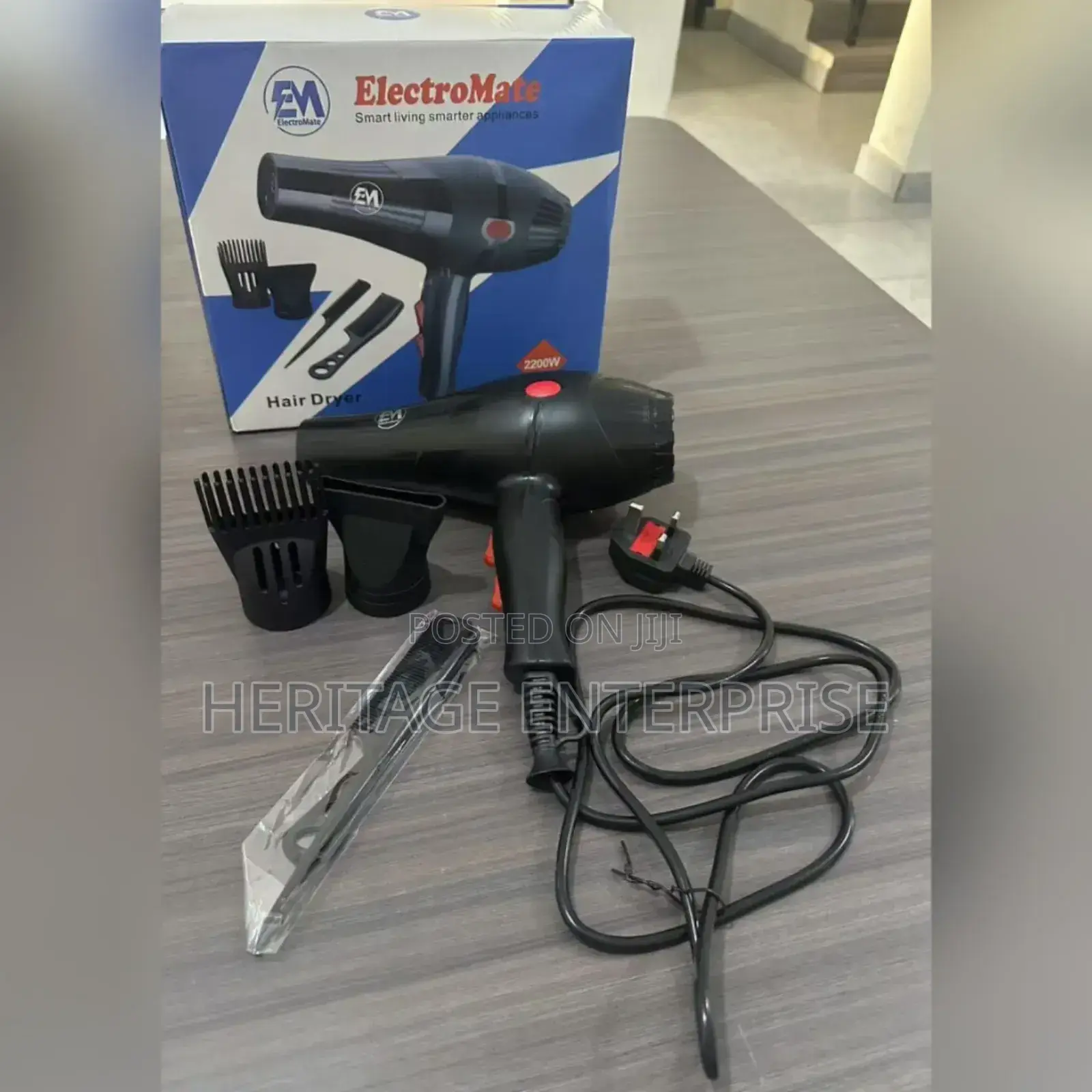 Electromate Blowdry
2200 Watts
O