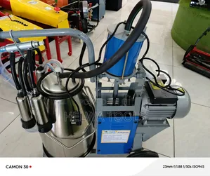 Electric Single Cylinder Milking Machine