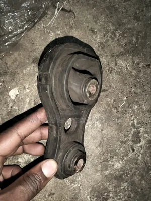 Mazda Demio Gear Mounting