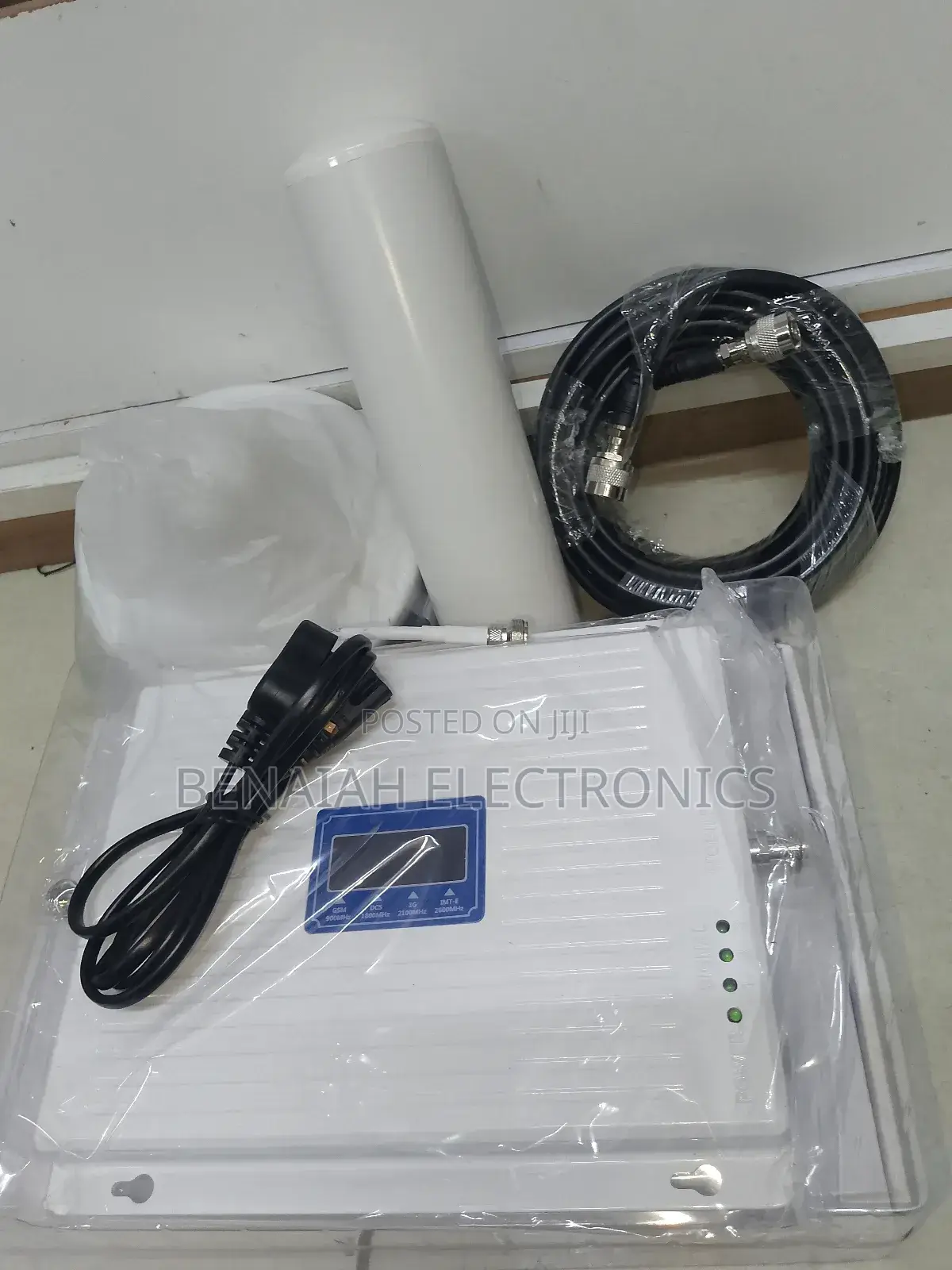 GSM Network Booster Triband