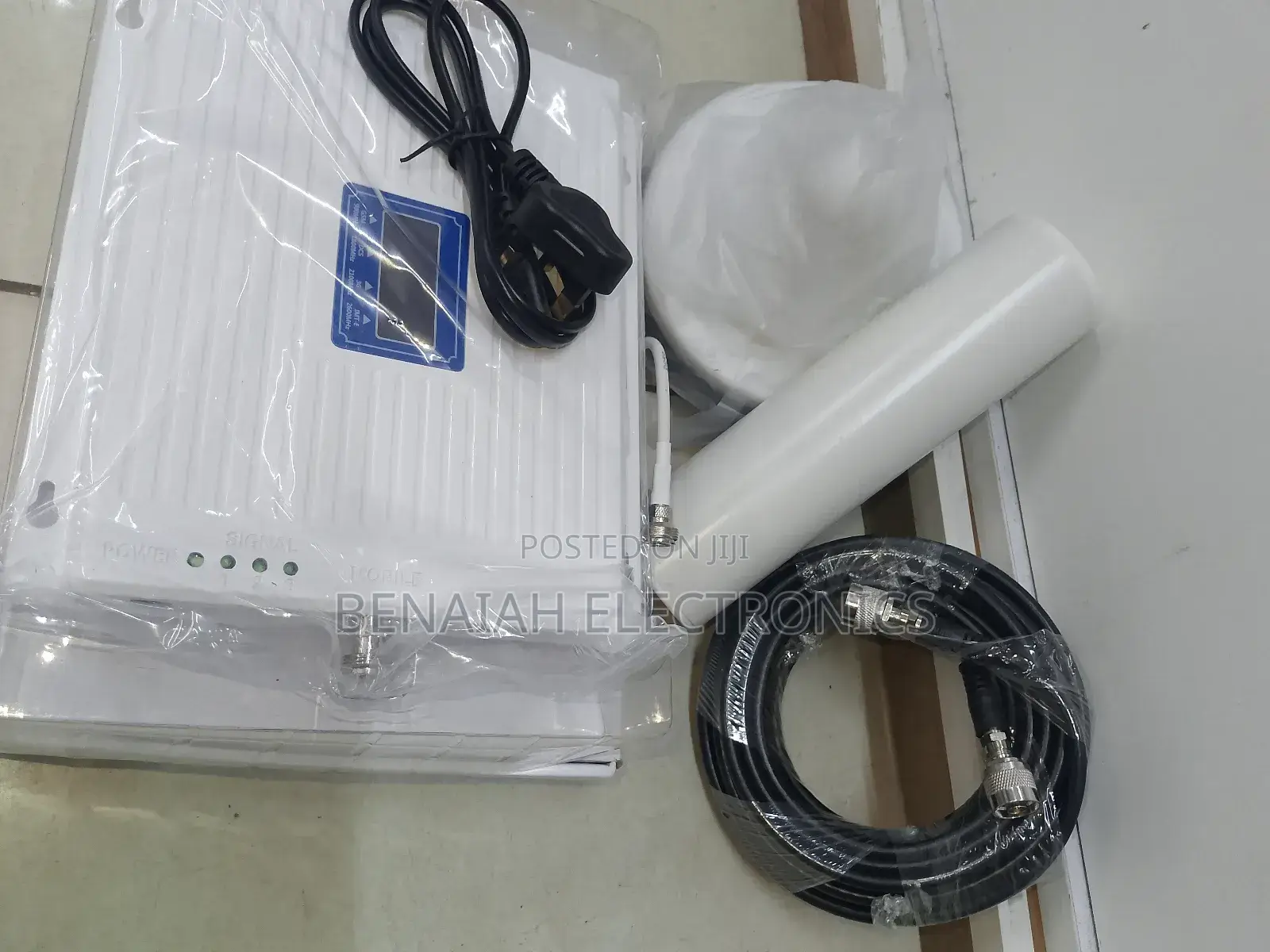 Universal Triband GSM Network Booster