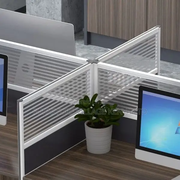 Workstations:Ergonomic 4-Person Desk With Open View