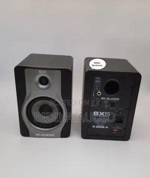 M-Audio Bx5 Carbon Studio Monitor Speakers