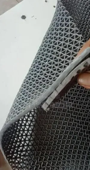 Non Slippery Grey Perforated PVC Antislip Mats