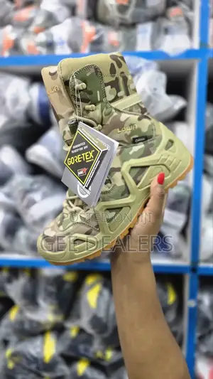 Lowa Tactical Military Boots, Desert Boots
