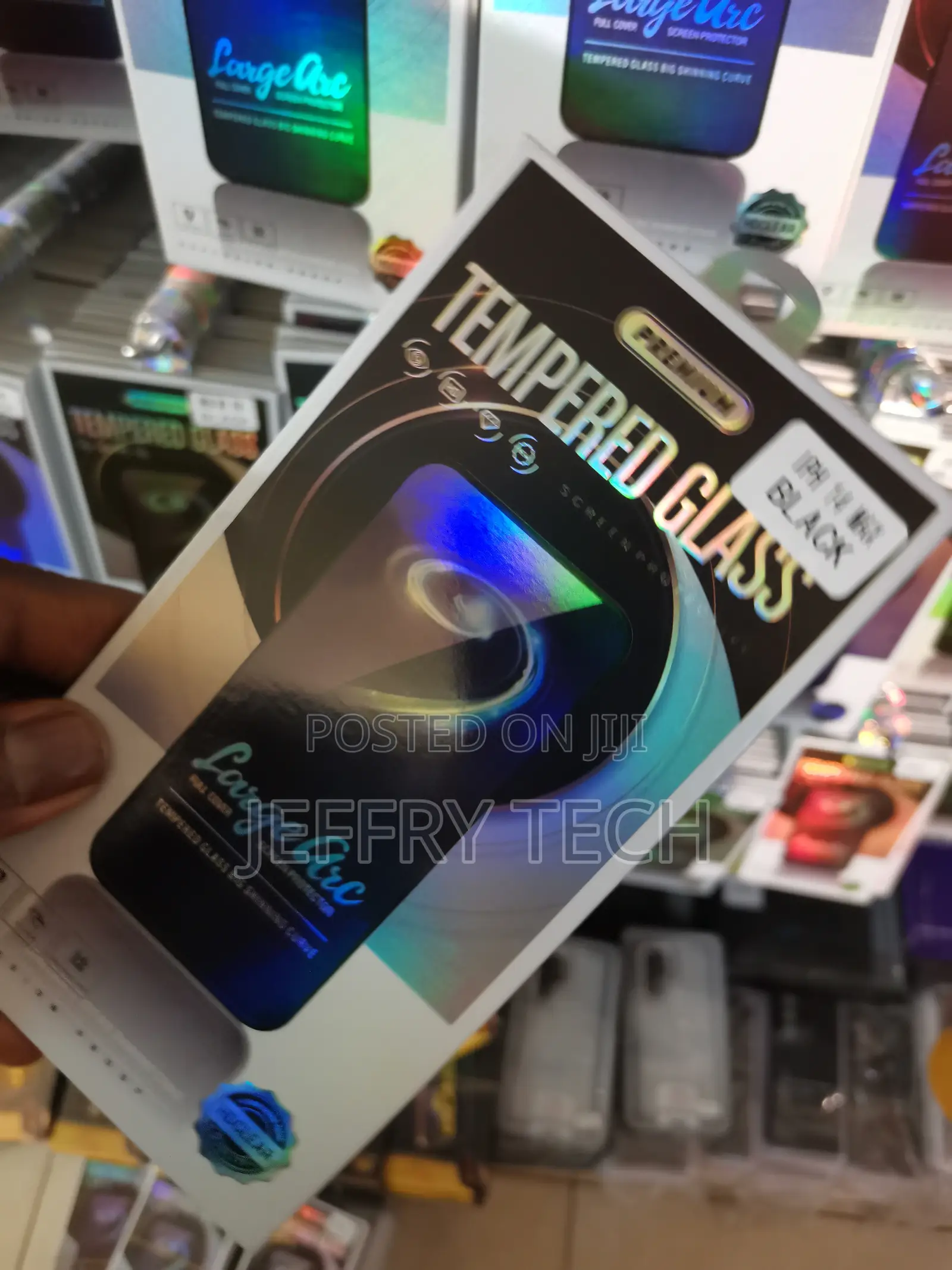 Magglass iPhone 14 Pro Max Privacy Glass Screen Protector