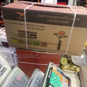 Hawk King 4 Stroke Gasoline Earth Auger With 3 Blades