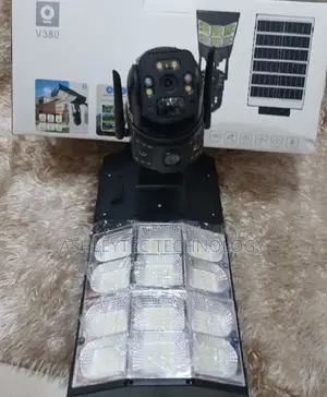 Solar Street Light With Cctv Camera 4g Simcard -450 Watts
