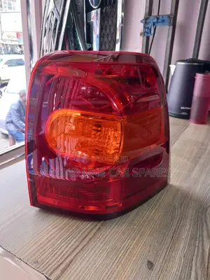 Toyota Land Cruiser 2010 Taillight