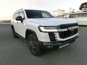 Toyota Land Cruiser 3.3 Diesel 4WD 2021 White