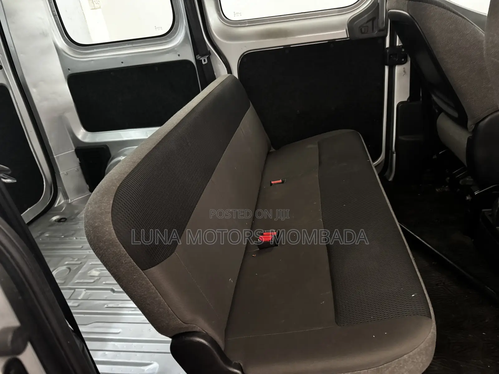 Nissan NV200 2018 Silver