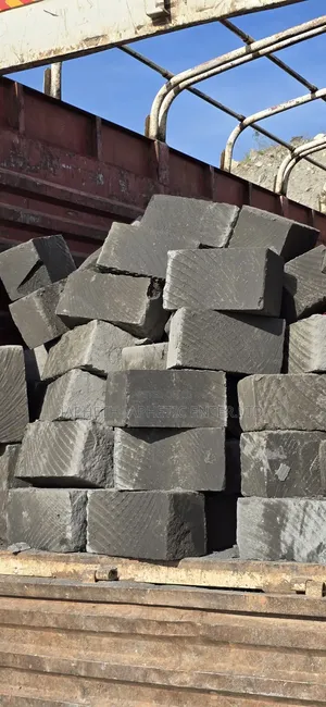 Machine Cut Stones/Block Za Ndarugo