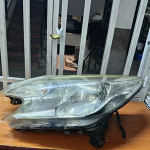 Nissan Note 2012 Headlight Available