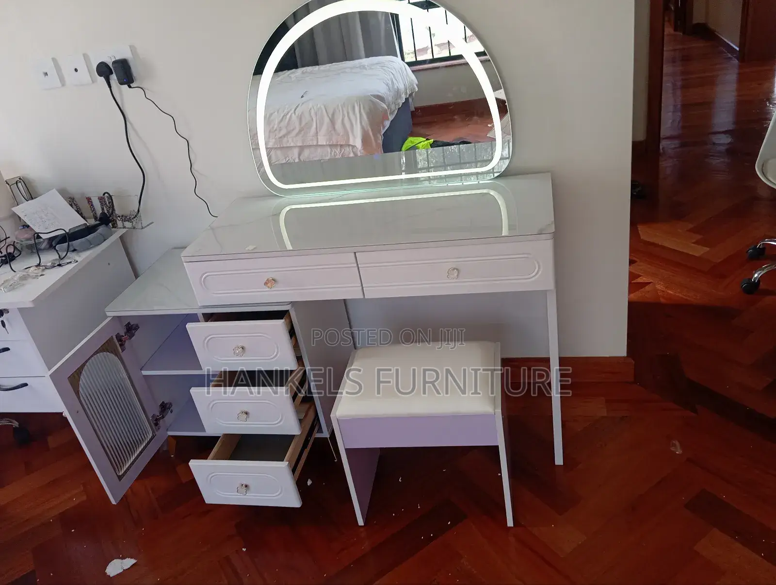 3d Led Light Dressing Table