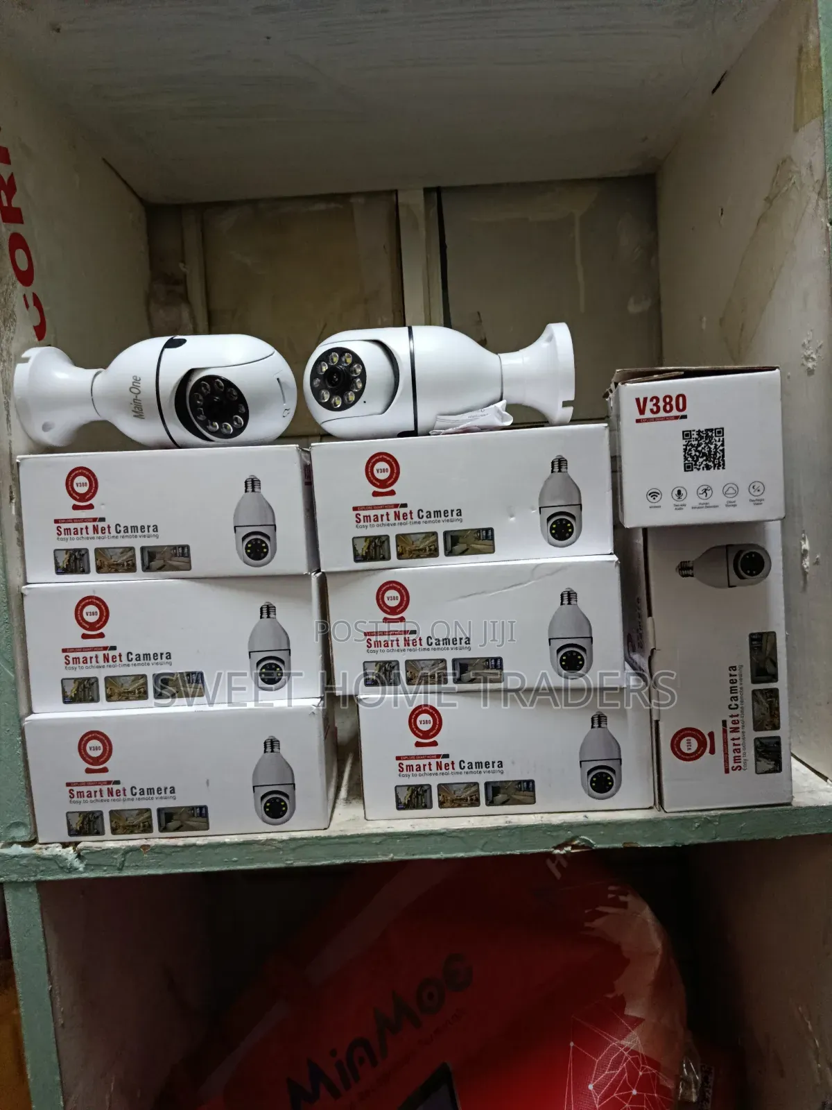 Real Time Viewing Bulb Camera