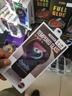 Brave iPhone 16 Pro 6.3" Privacy Screen Protector Privacy