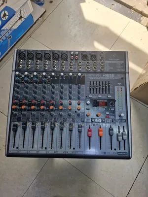 Behringer 12 Channels Plain Mixer