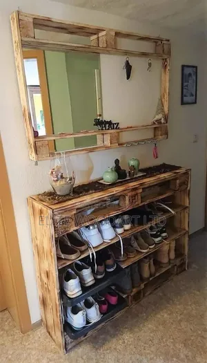 Pallet Shoe Organizer