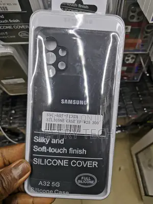 Yrakozin Silicone Case With Microfiber Lining for A32 5g