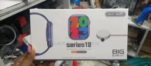 Approved Quality Smart Watch With Tracker and Charger