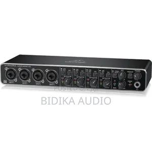 Behringer U-Phoria Umc404hd – Usb 2.0 Audio/Midi Interface