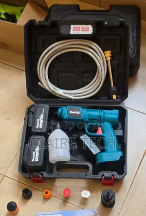 Makita 88v Cordless Carwash Gun With 2 Batteries
