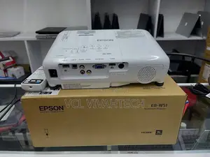 Epson Eb-W51 || 4000 Lumen || Projector