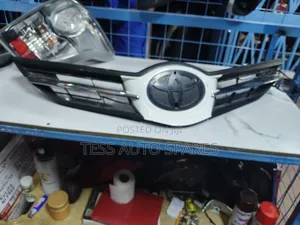Toyota Auris 2012 Grille Available