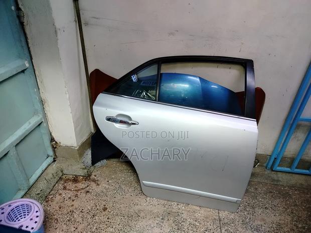 Rear Door Premio 260