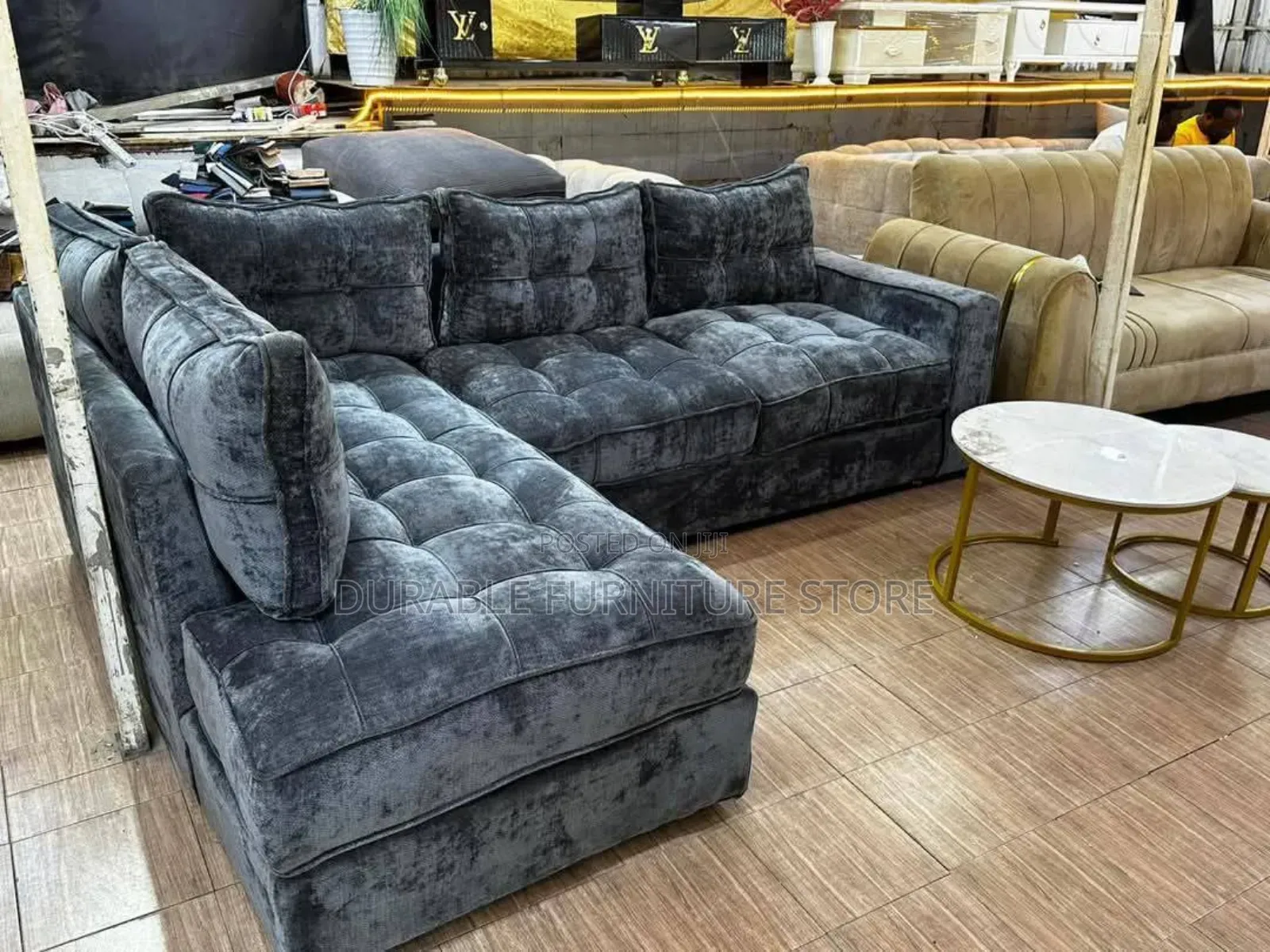 6 Seater  Nice Coner Seat Sofa