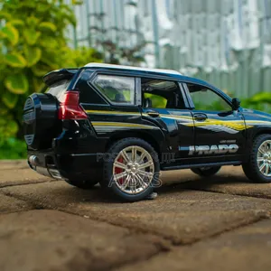 Toyota Prado Tx Metalic Model Car