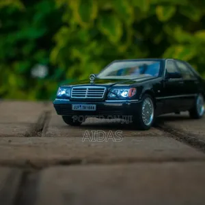 Mercedes Benz W140 S Class