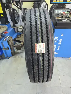 315/80r22.5 Bridgestone Steering Tyre