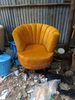 Mustard Single Sofa R Pedicure Seat 