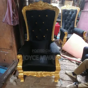 Queen Seat or Pedicure Seat, Black and Gold 