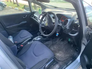 Honda Fit Automatic 2012 Silver