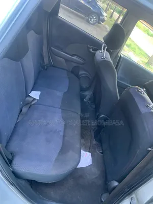 Honda Fit Automatic 2012 Silver