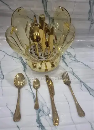 Rotating Luxury Dome Shape 24pcs Cutlery Set Silver