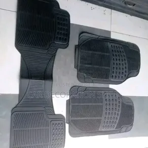 3pc Rubber Continuous Rear Mat