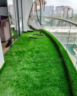 Grass Carpet for Innovative Space
