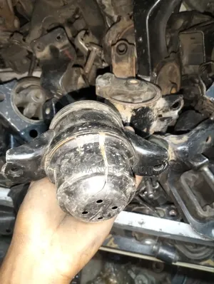 Passo Old Model Engine Mounting