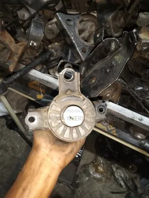 Passo Old Model Engine Mounting