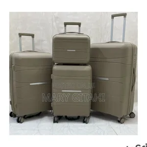 *4 in 1 Luxurious Unbreakable Suitcase*